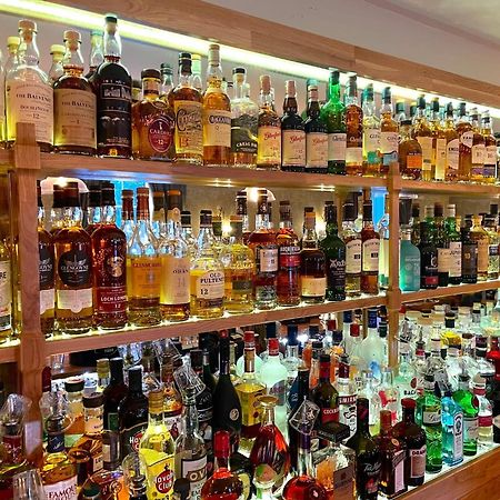 Duke Of Gordon Hotel Кингасси Экстерьер фото
