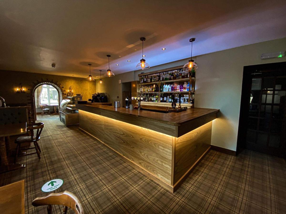 Duke Of Gordon Hotel Кингасси Экстерьер фото